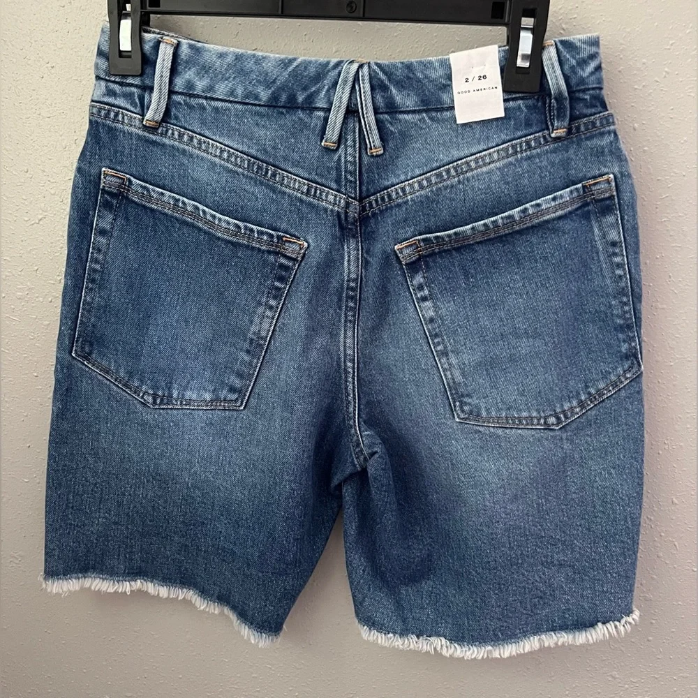 Good American Good 90's Icon Bermuda Shorts in Indigo Size 2 New
